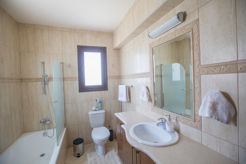 Artemisia Villa Protaras Bagian luar foto